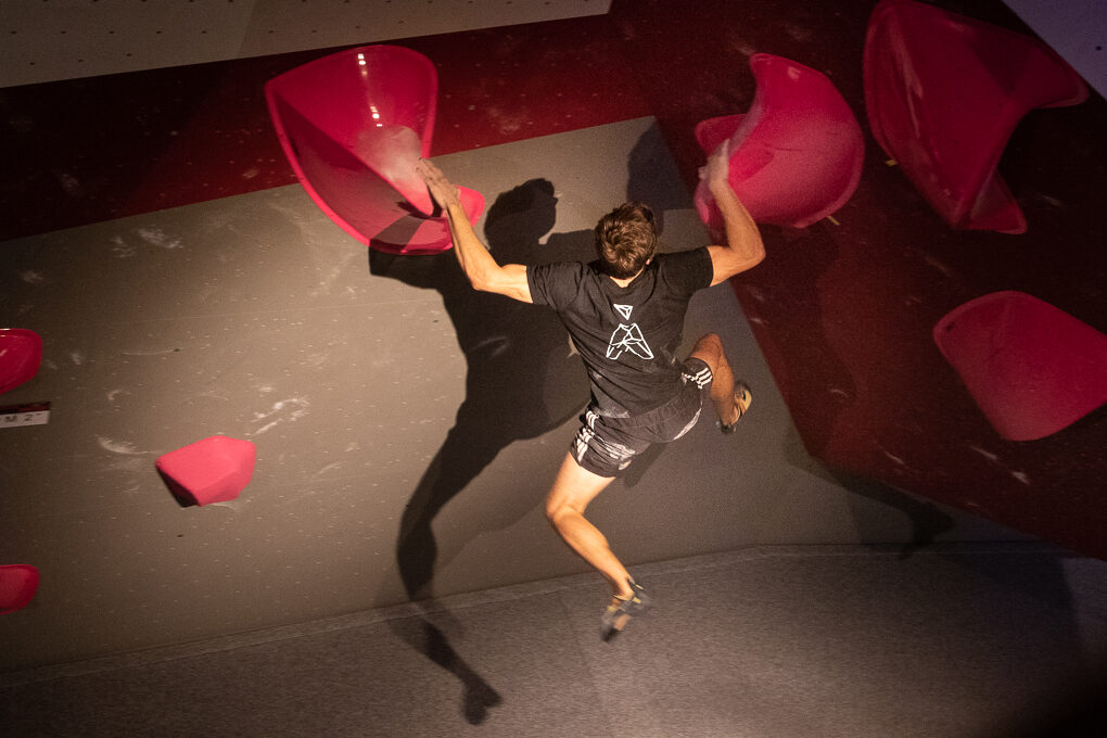 2022 10 Beasts and Boulders (MASTERS)